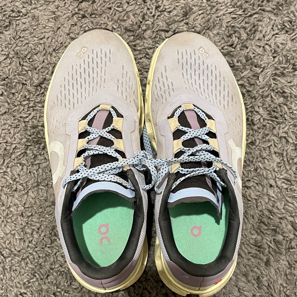 On CloudMonster Purple/Green Women’s 8.5